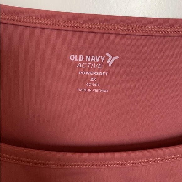 NWT Womens Old Navy Active Powersoft Go Dry Long Sleeve Cropped shirt size 2x - Picture 4 of 7